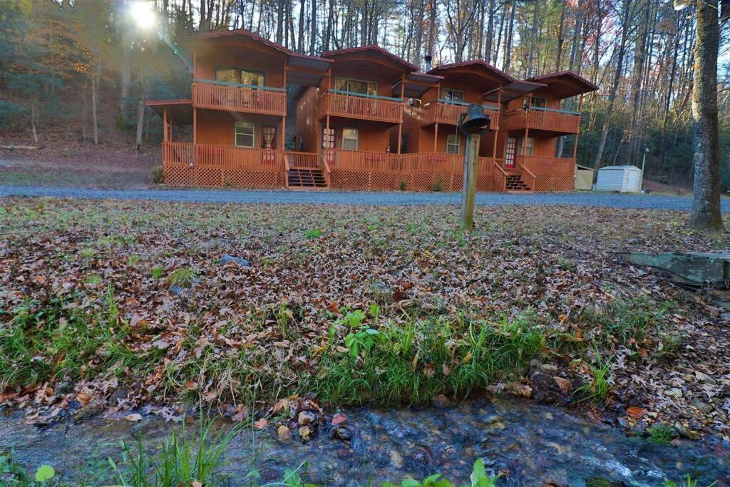 Oktoberfest Themed Cabin In Woods Stream #14 Хелън Екстериор снимка